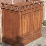 Shop counter