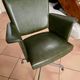 Fauteuil de coiffeur pivotant vintage