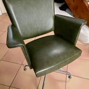 Vintage swivel hairdresser chair