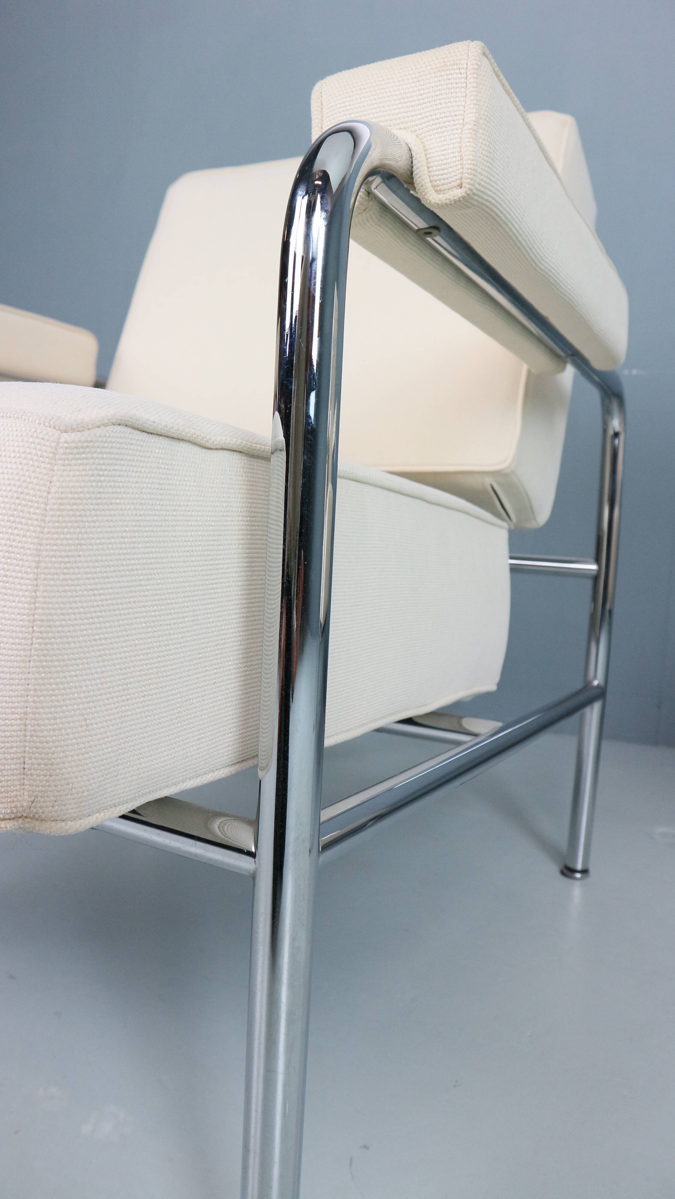 2x Fauteuil Wagon Fumoir LC 13 Le Corbusier, 1931
