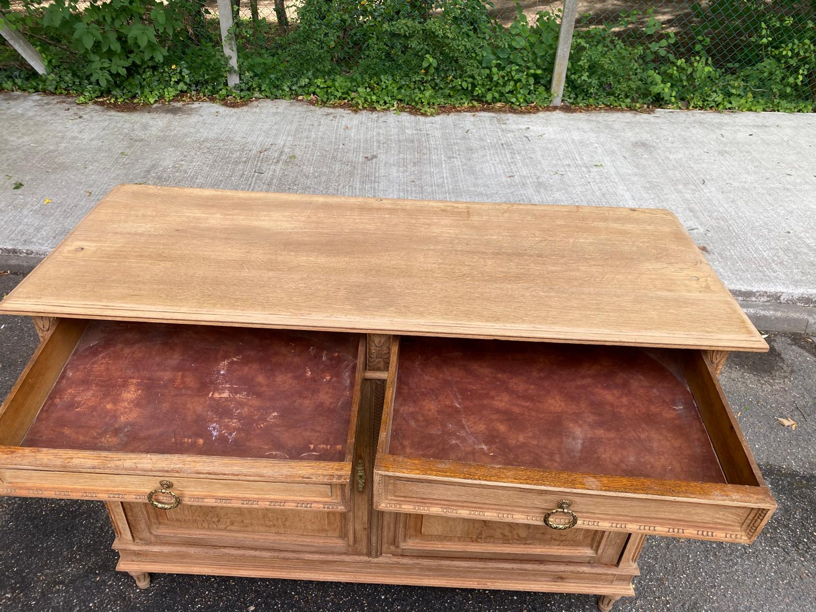 Louis XVI buffet renovated in solid oak from the 19th century, 140cm.