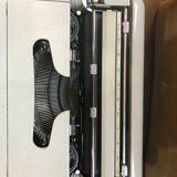Underwood typewriter 319