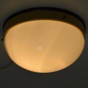 Plafonnier en bakélite années 50