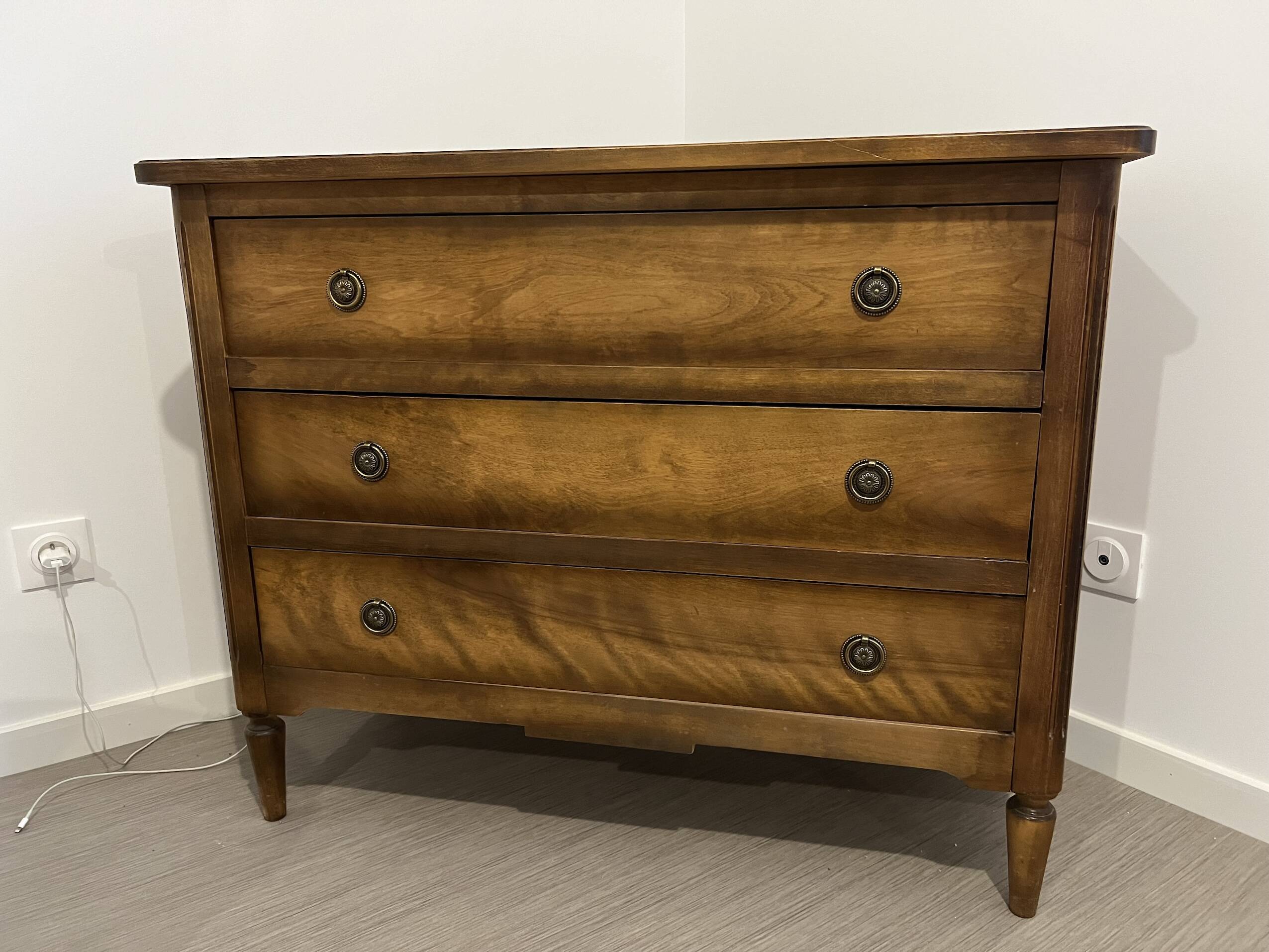 Louis XVI style 3-drawer chest of drawers