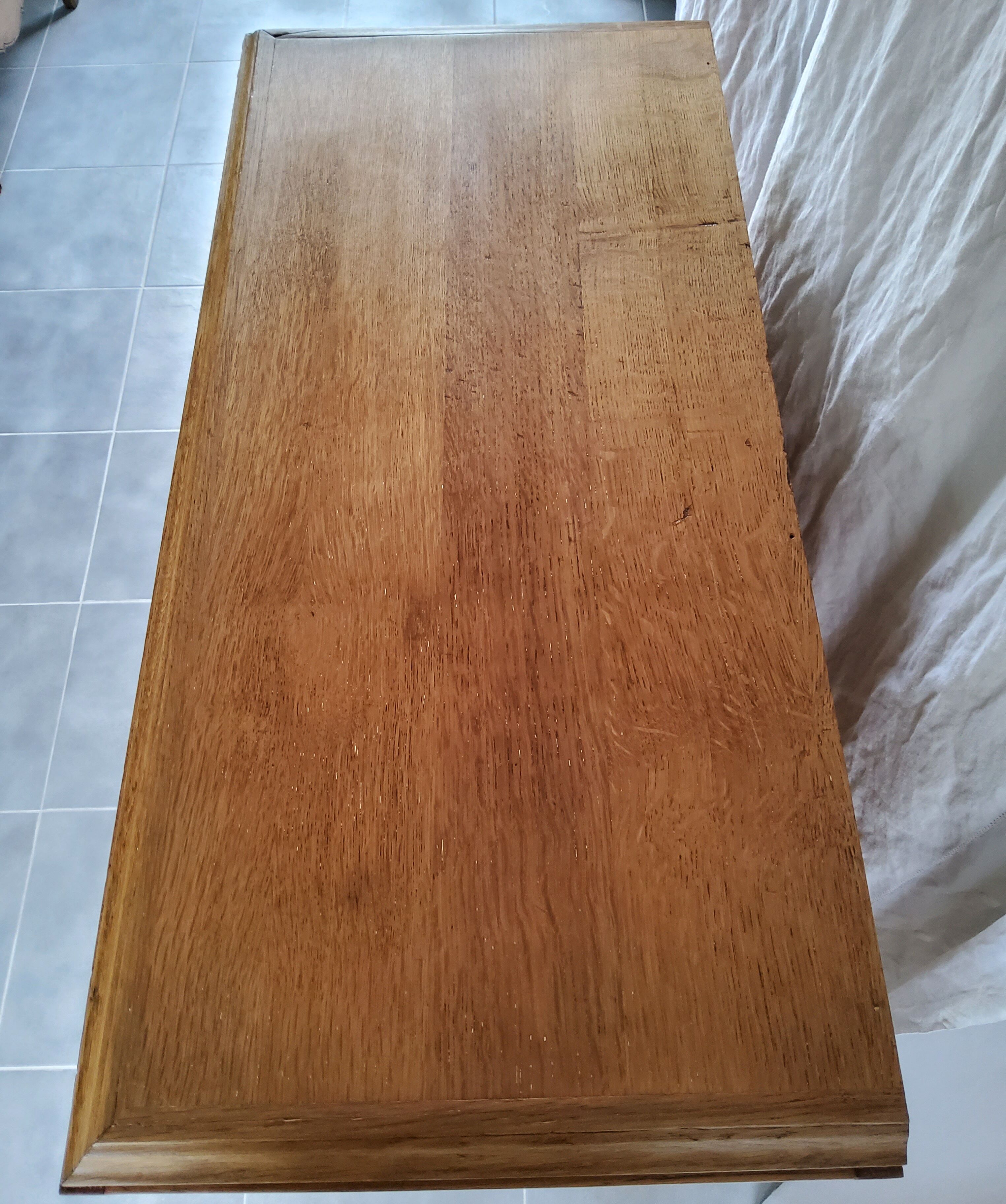 Art Deco chest of drawers