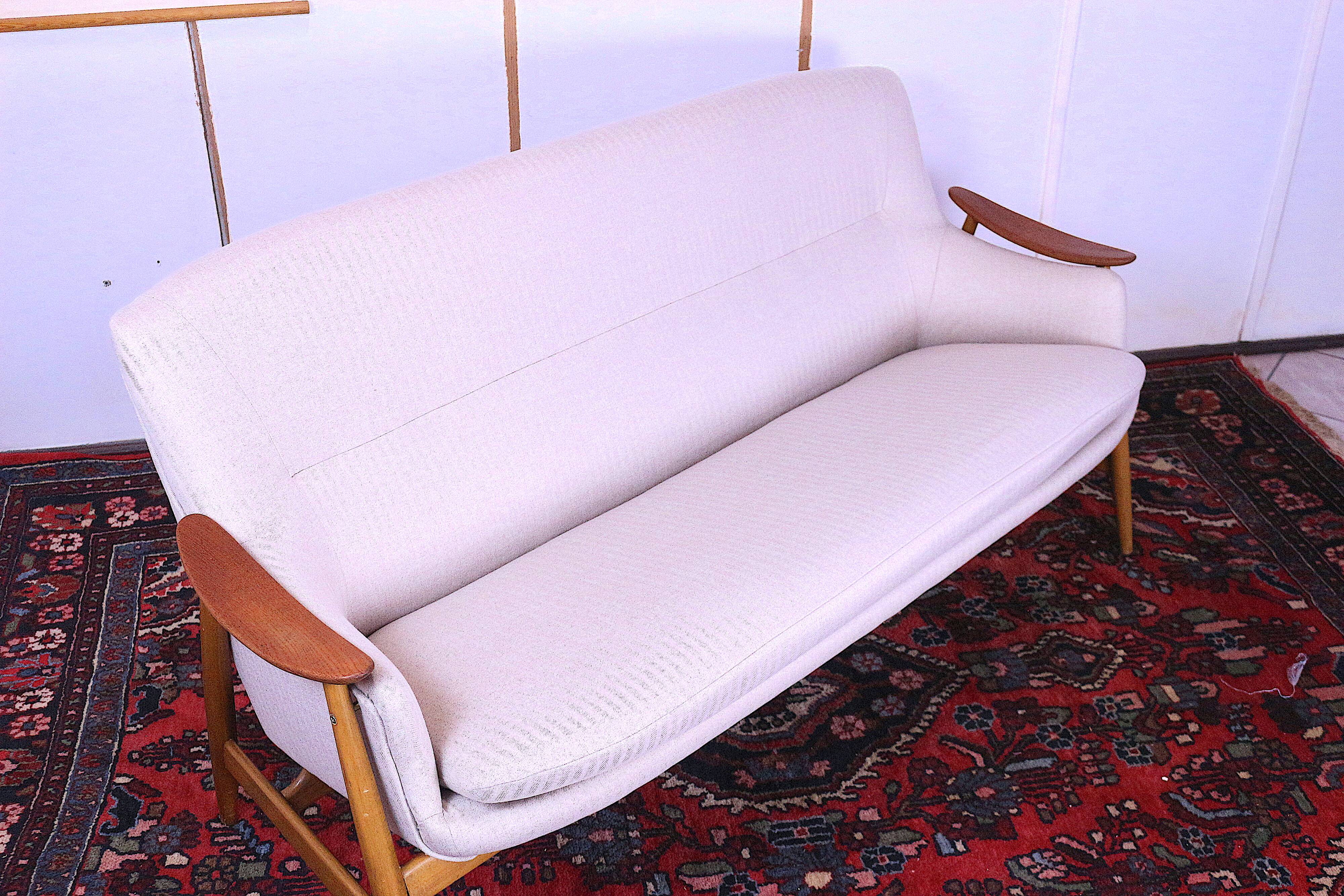 Mid-Century Norwegian sofa by Gerhard Berg, 1960s