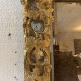 Miroir de style Louis XVI en bois sculpté et doré a la feuille d'or XIX siècle