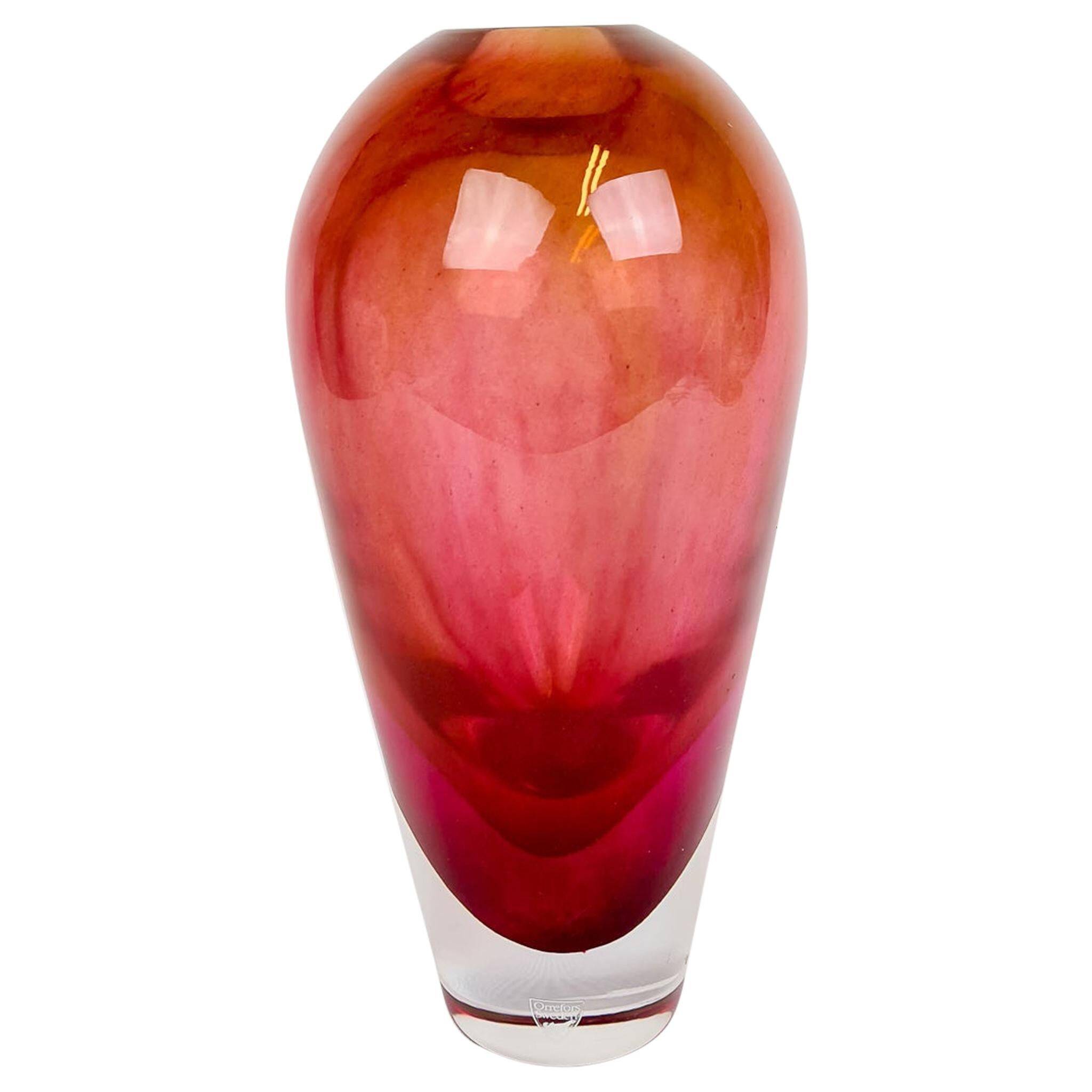 Modern Scandinavian glass vase Orrefors "Haze" Erika Lagerbielke, Sweden