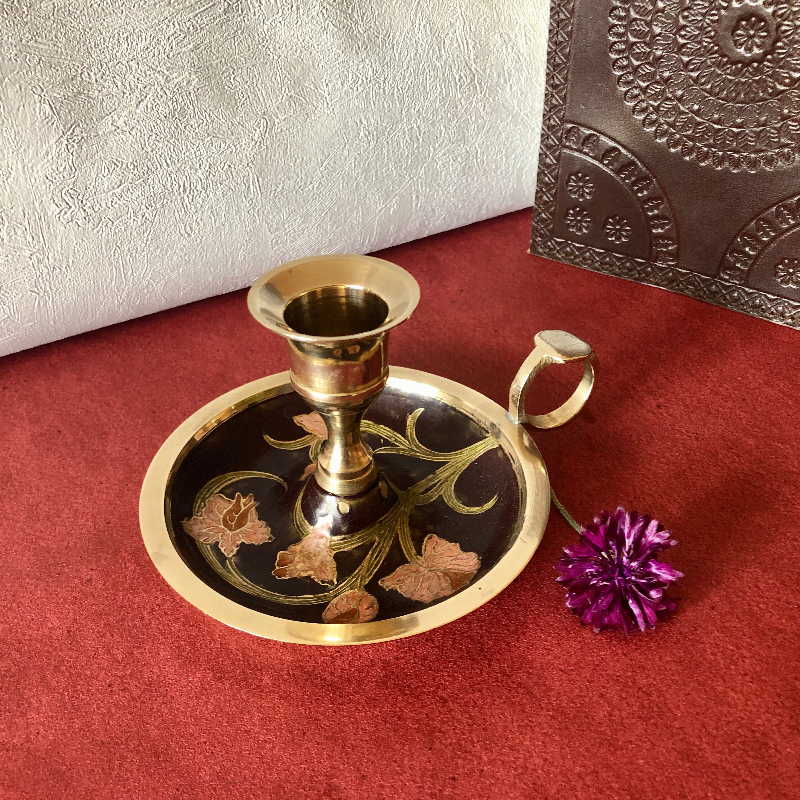 Hand candle holder brass partitioned floral decoration