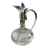 Wine carafe