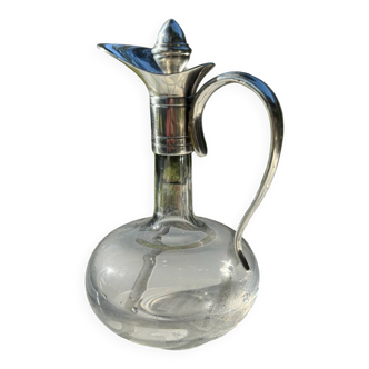 Wine carafe
