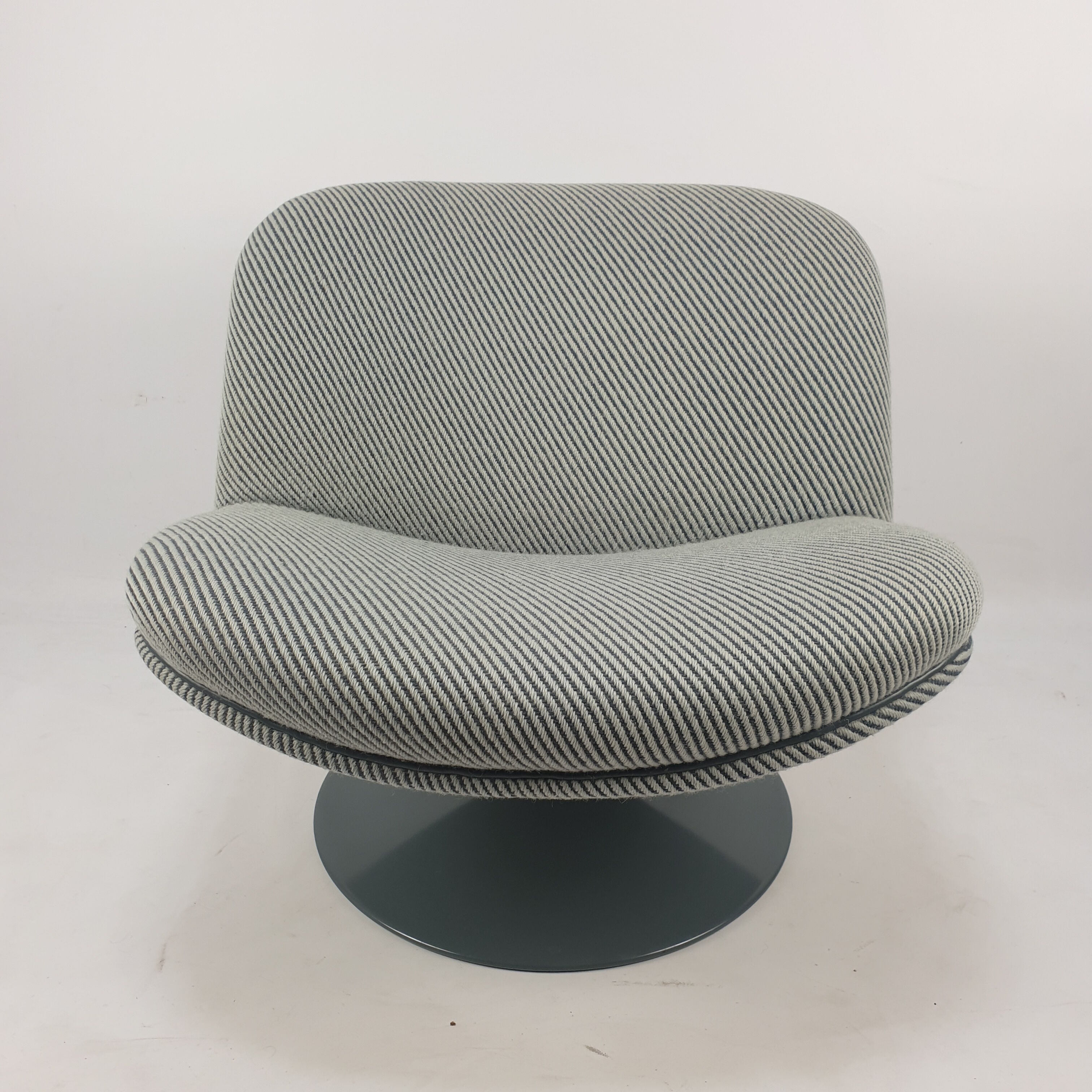 Model 508 lounge chair by Geoffrey Harcourt for Artifort, 1970s