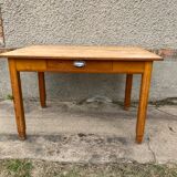 Solid oak farm table with 1 drawer