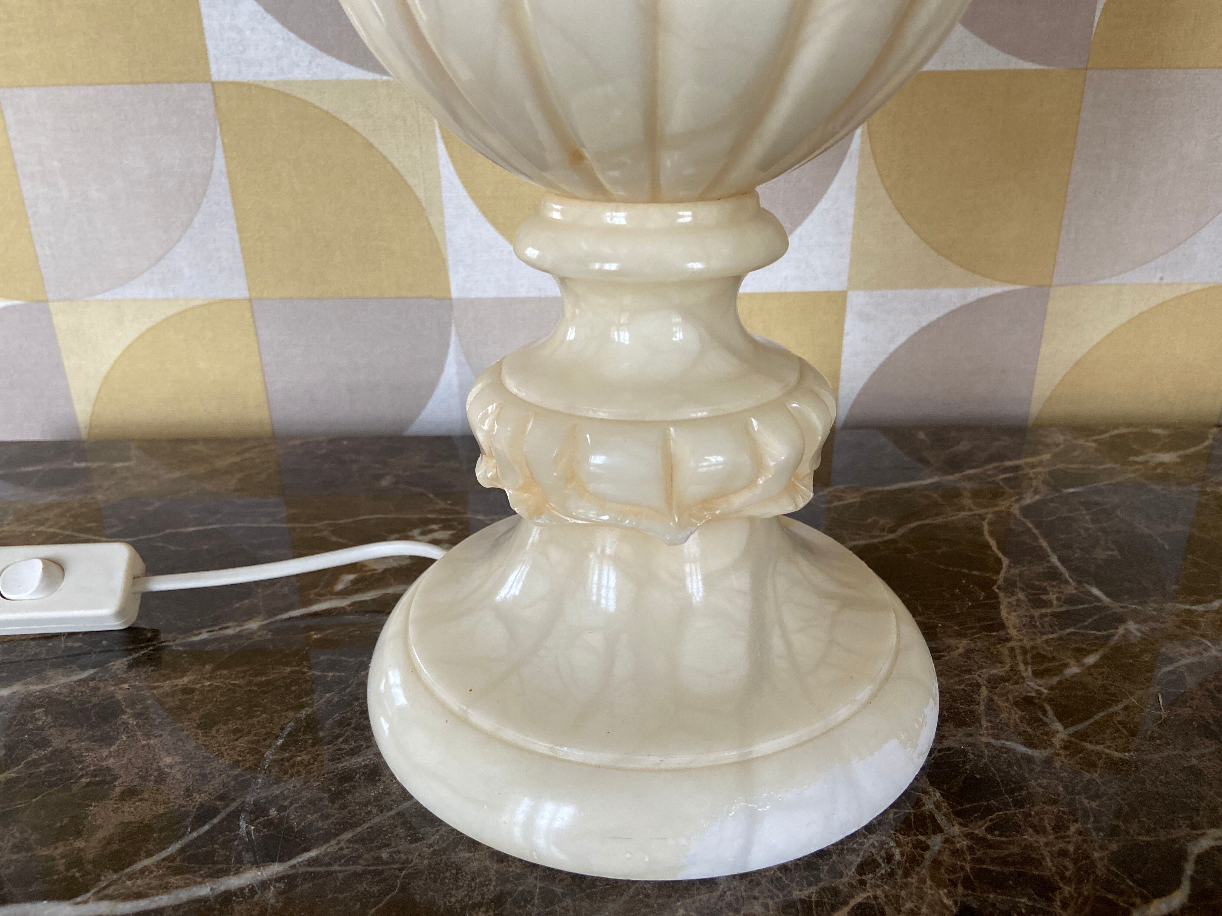 Alabaster lamp
