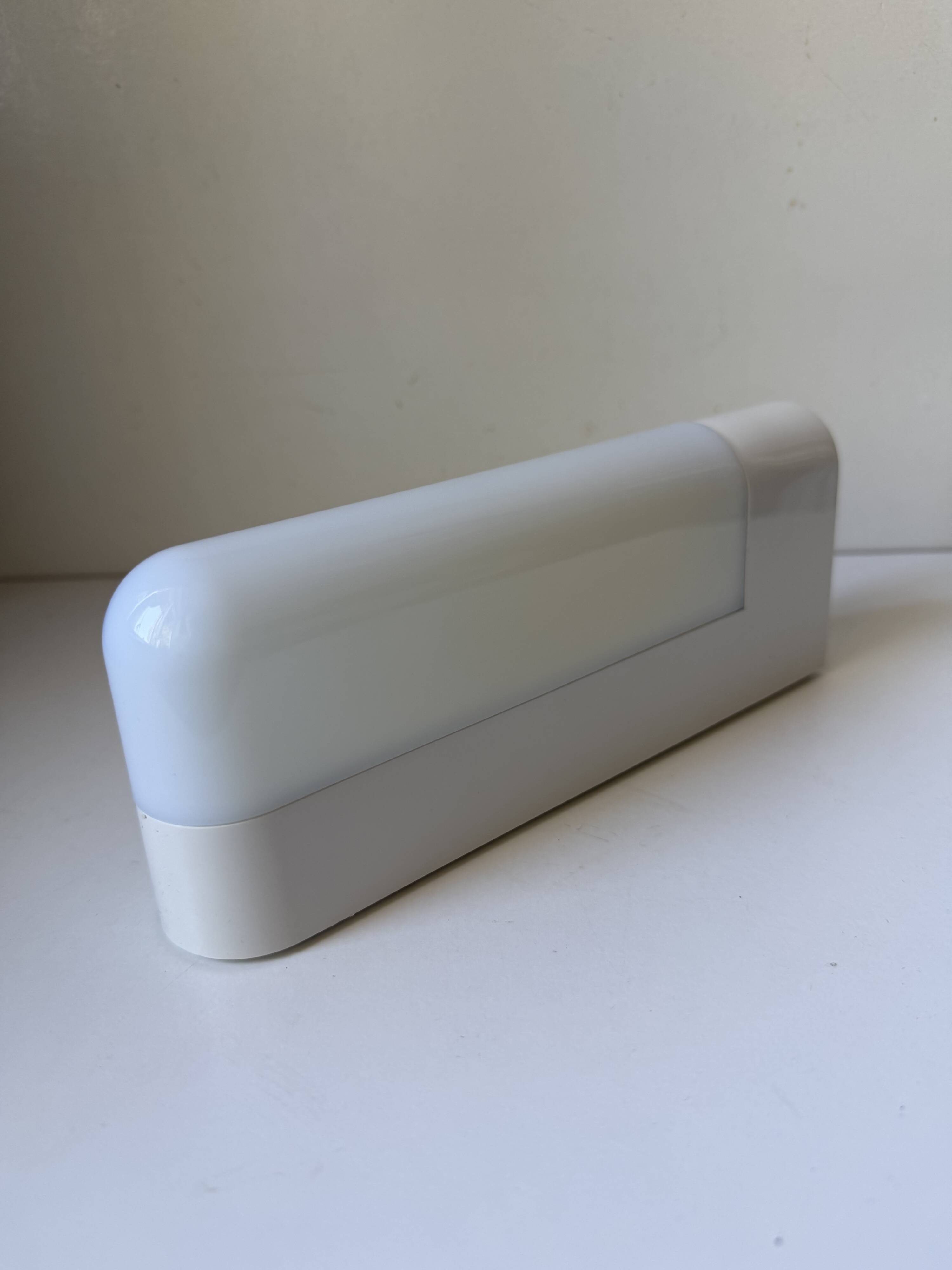 Vintage Minimalist Wall Lamp