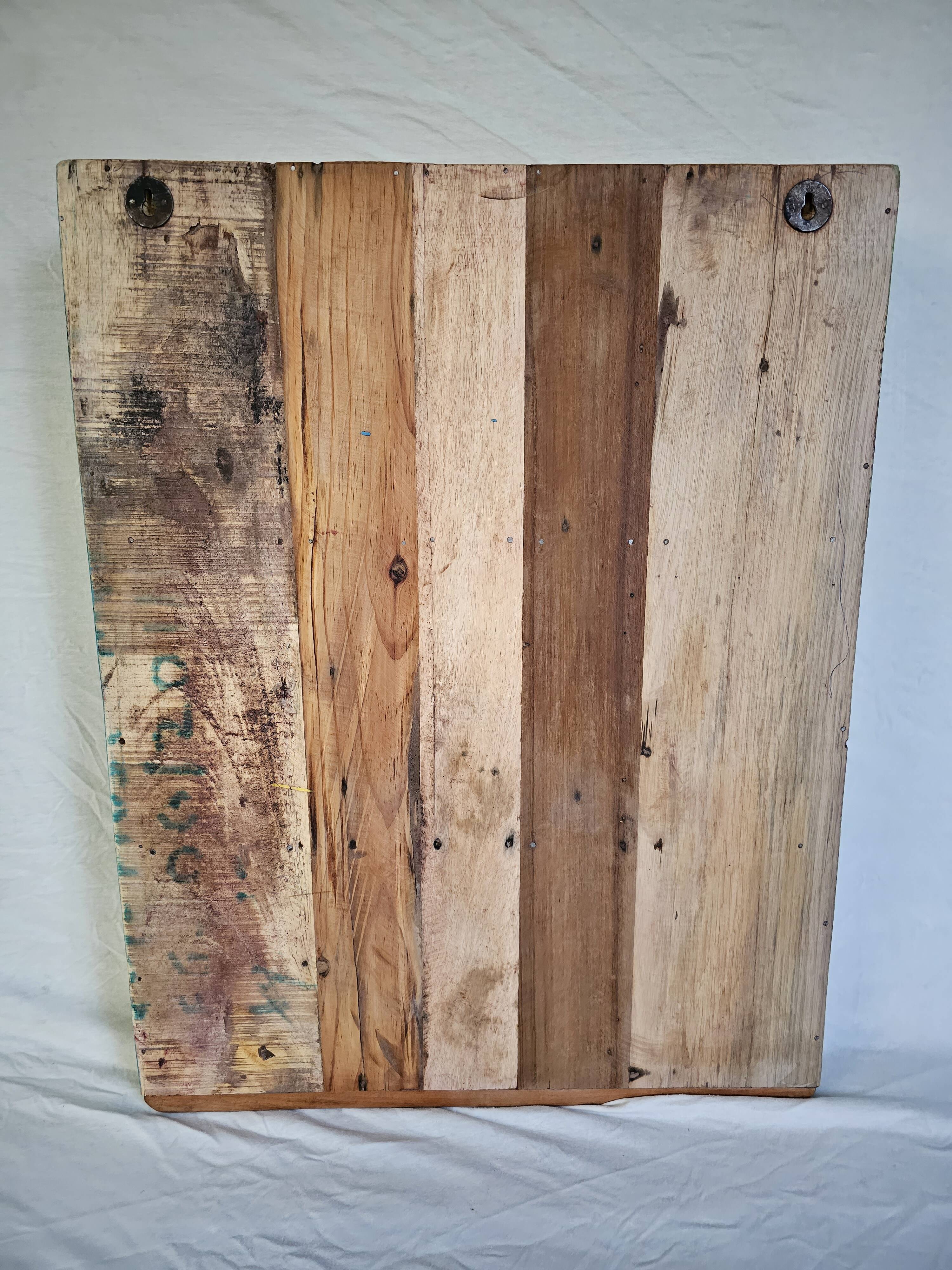 Wall shelf 3 shelves + 4 hooks cast iron in polychrome wood