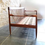 Vintage Scandinavian 3-seater canapé in solid wood