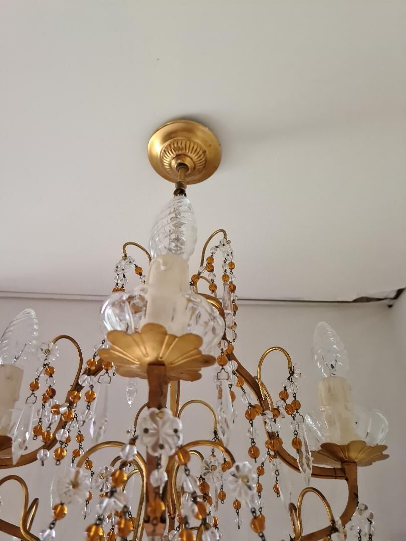 Chandelier cage with 4 lights