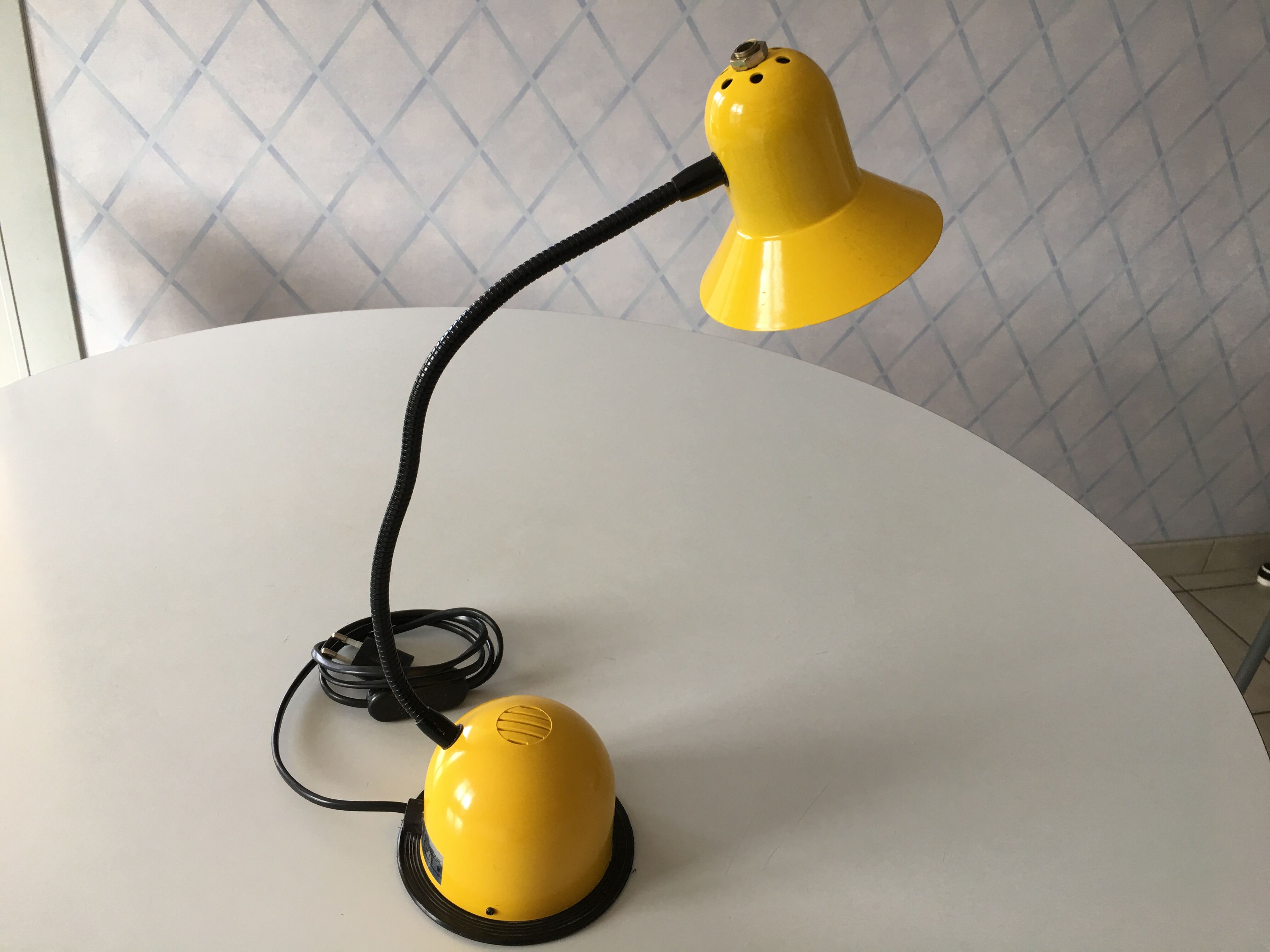 Lamp 70s stilplast