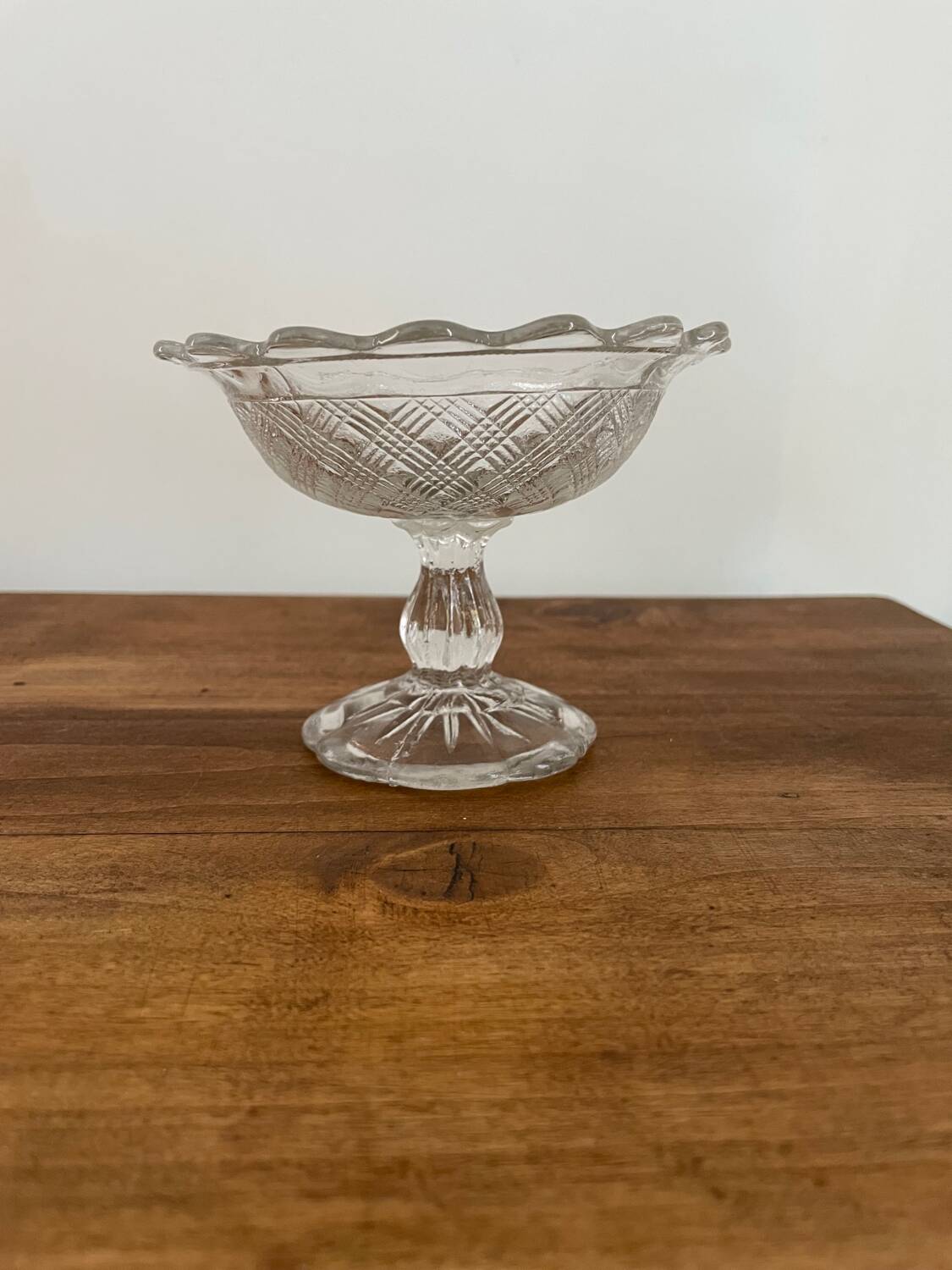Small old glass fruit bowl
