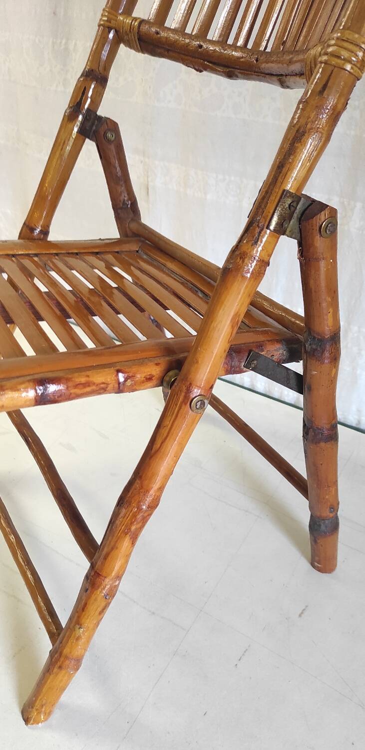 Folding bamboo chair for children