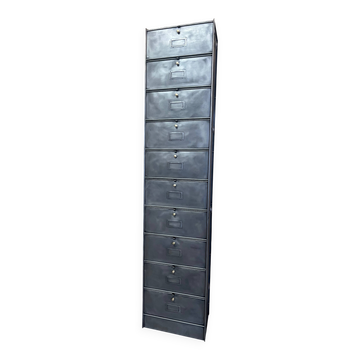 Ronéo button flap column brass