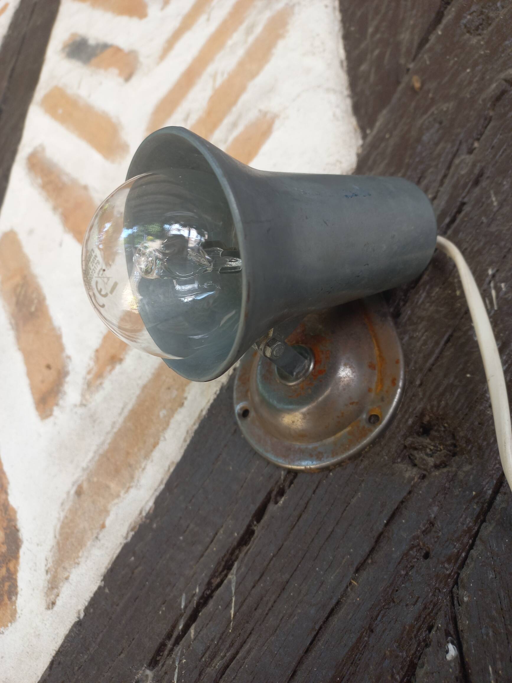 Lita 1960 spotlight wall light