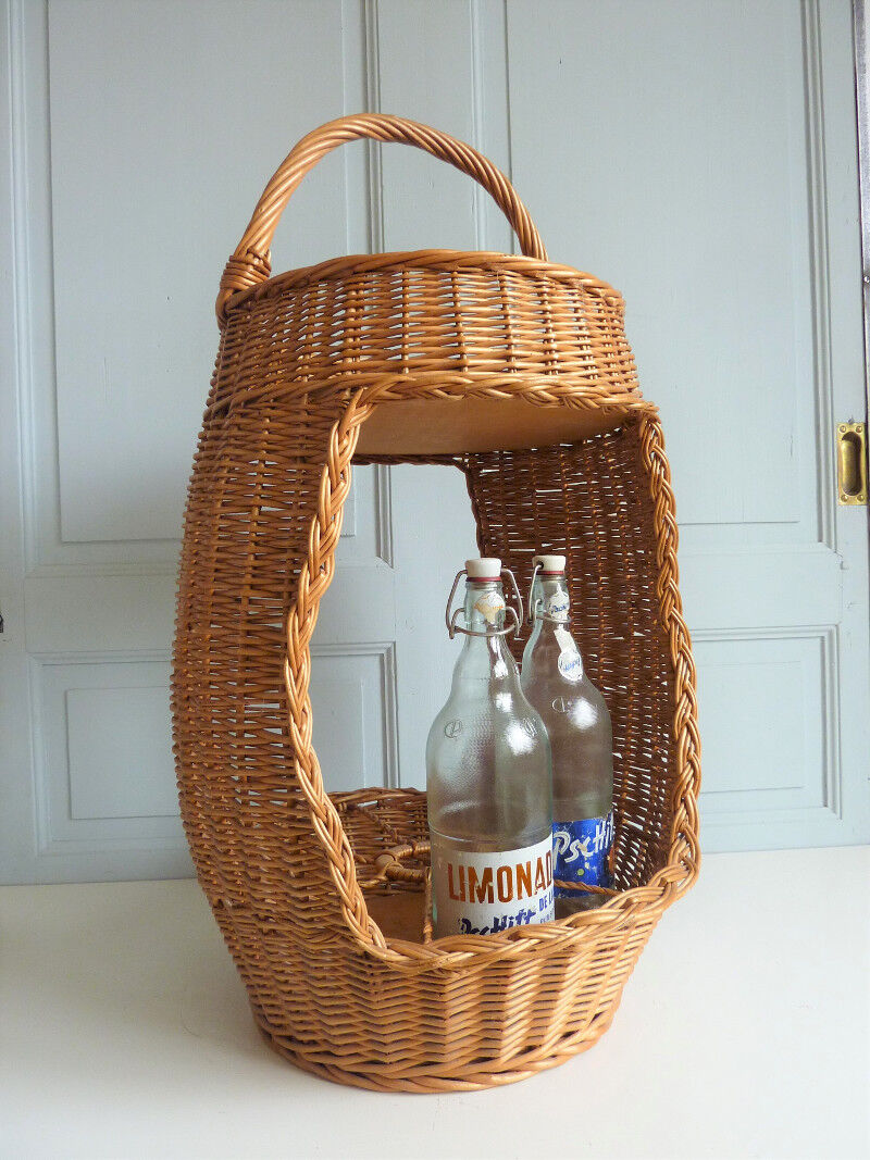 Rattan bar basket