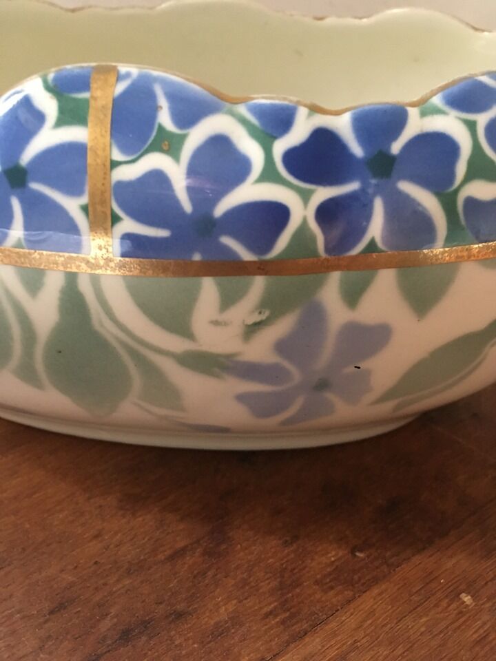 Gardener in Lunéville faience.