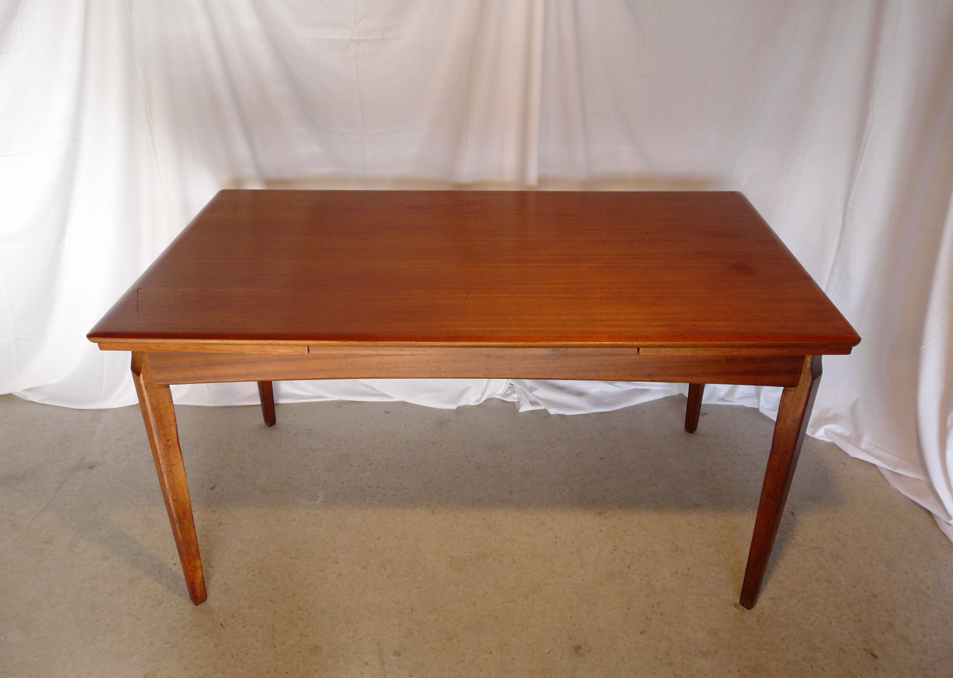 Scandinavian extendable rectangular teak table