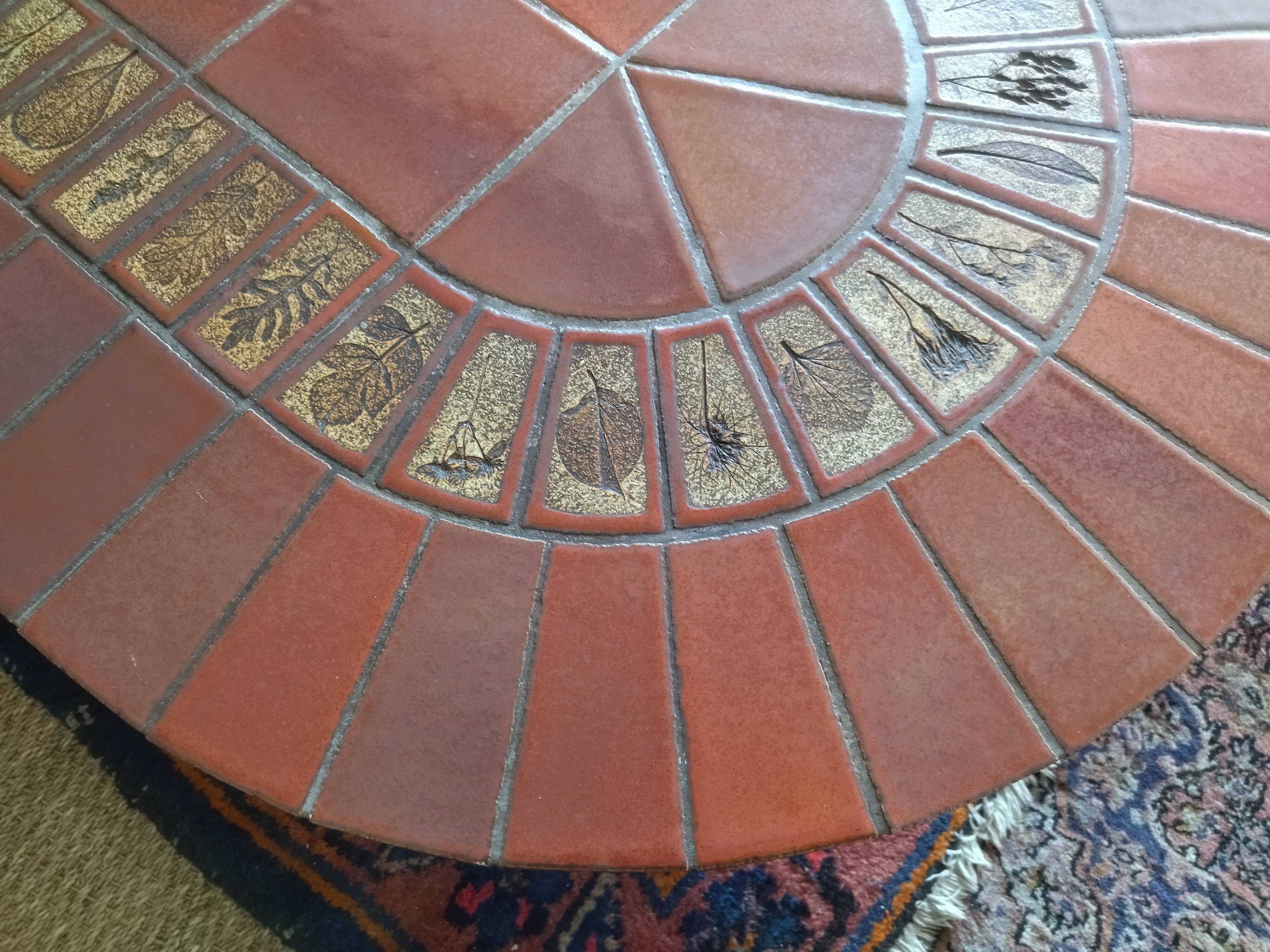 Table basse en céramique Roger Capron