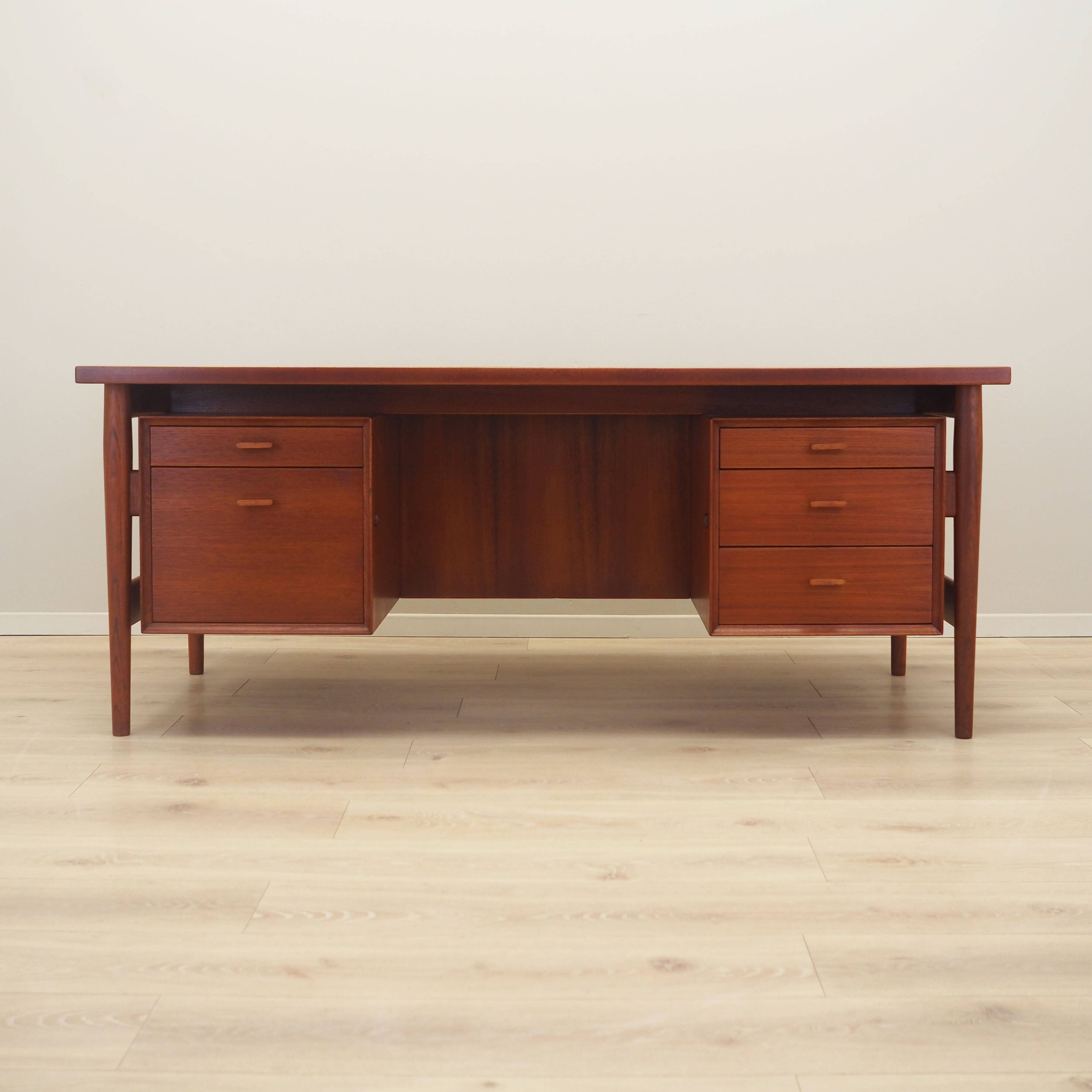 Teak desk, Danish design, 1960s, designer: Arne Vodder, production: Sibast