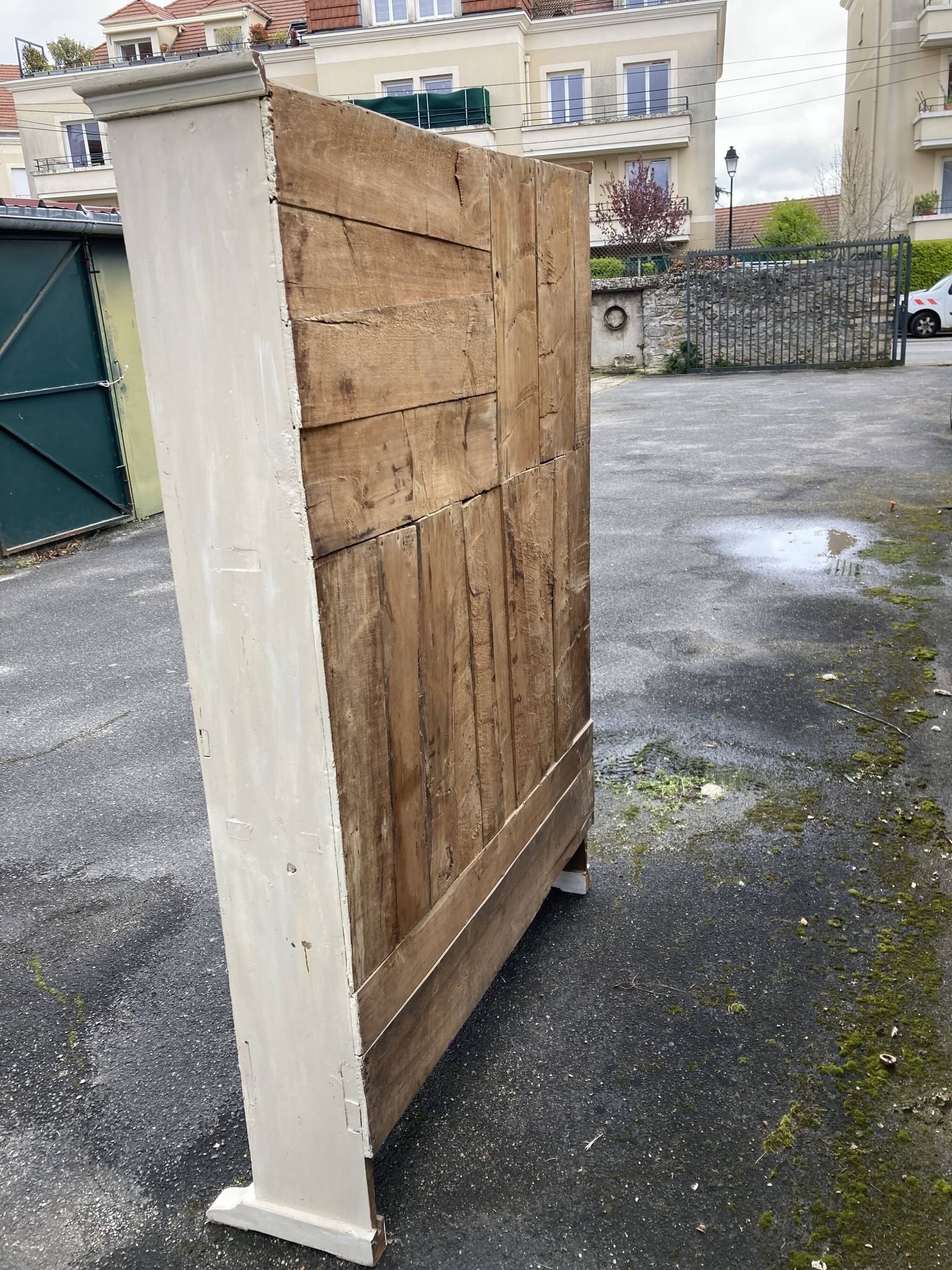 Painted Savoyard dresser.
