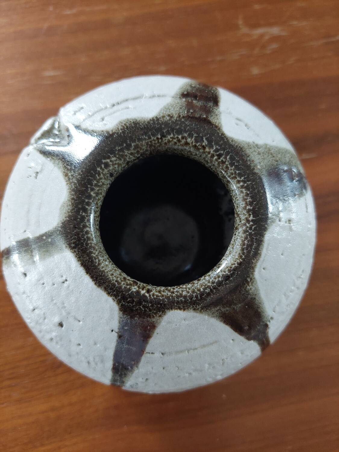 Petit vase en céramique