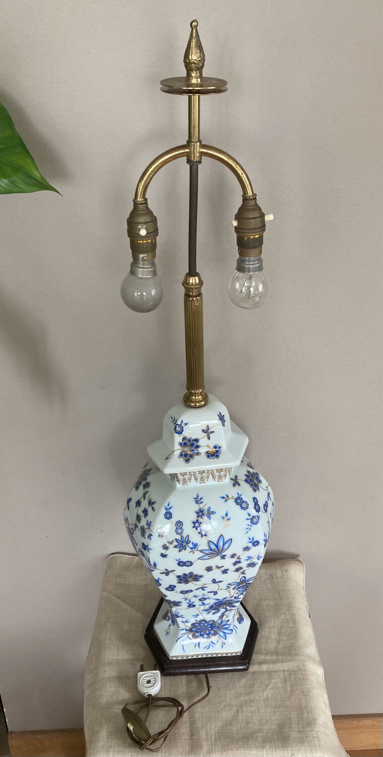 Porcelain living lamp nineteenth handmade decorations, double lighting