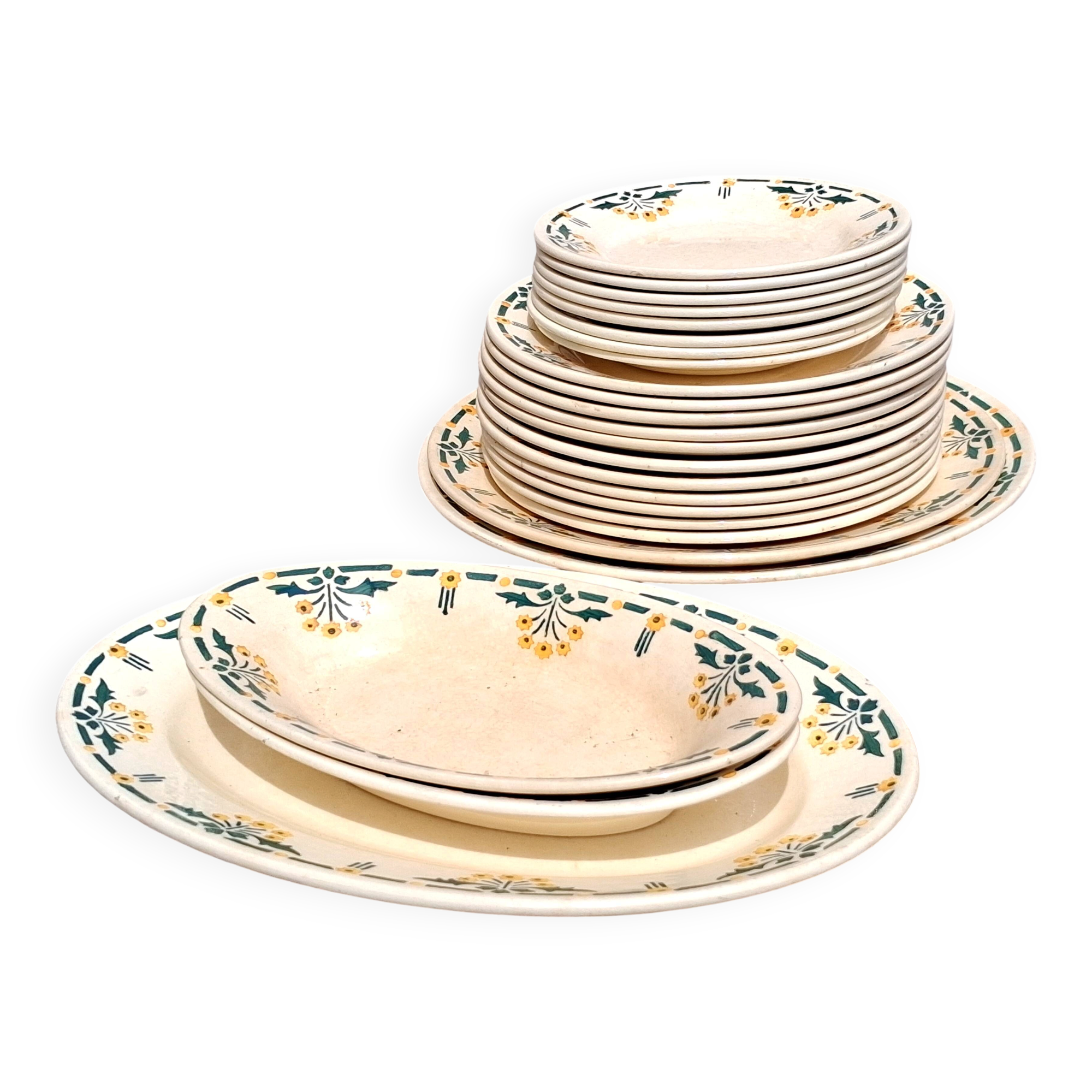 Dining table service, ironstone, Choisy le Roi