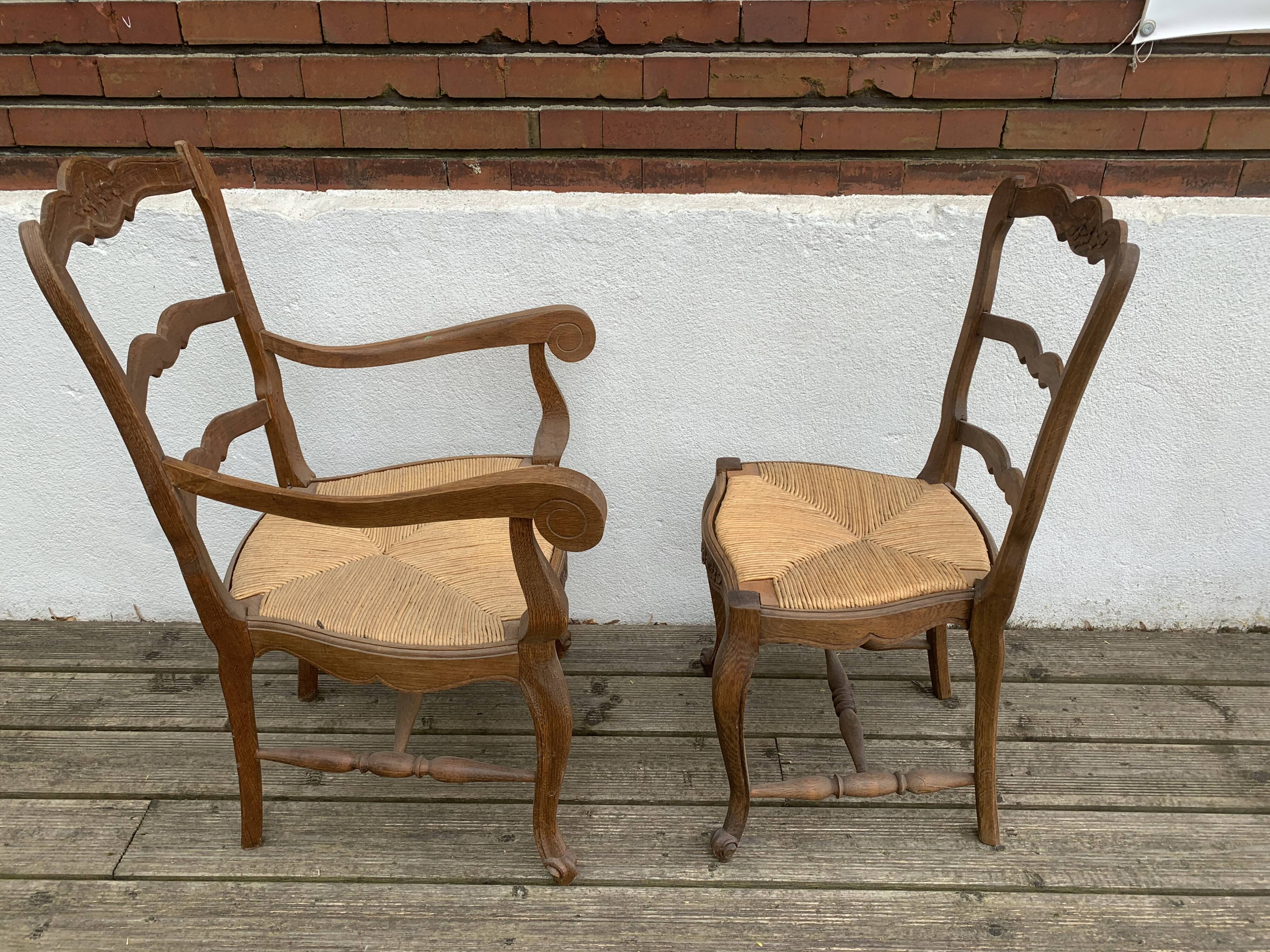 Pair Chair and Straw Chair