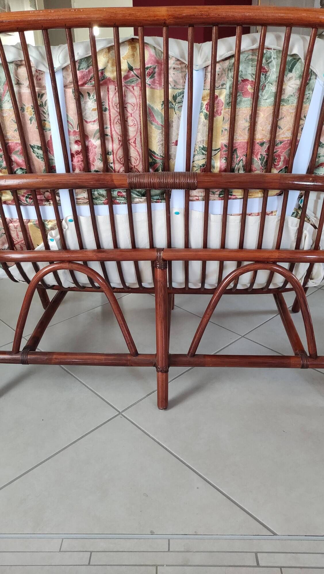 Sofa armchairs and coffee table in vintage rattan of six pieces