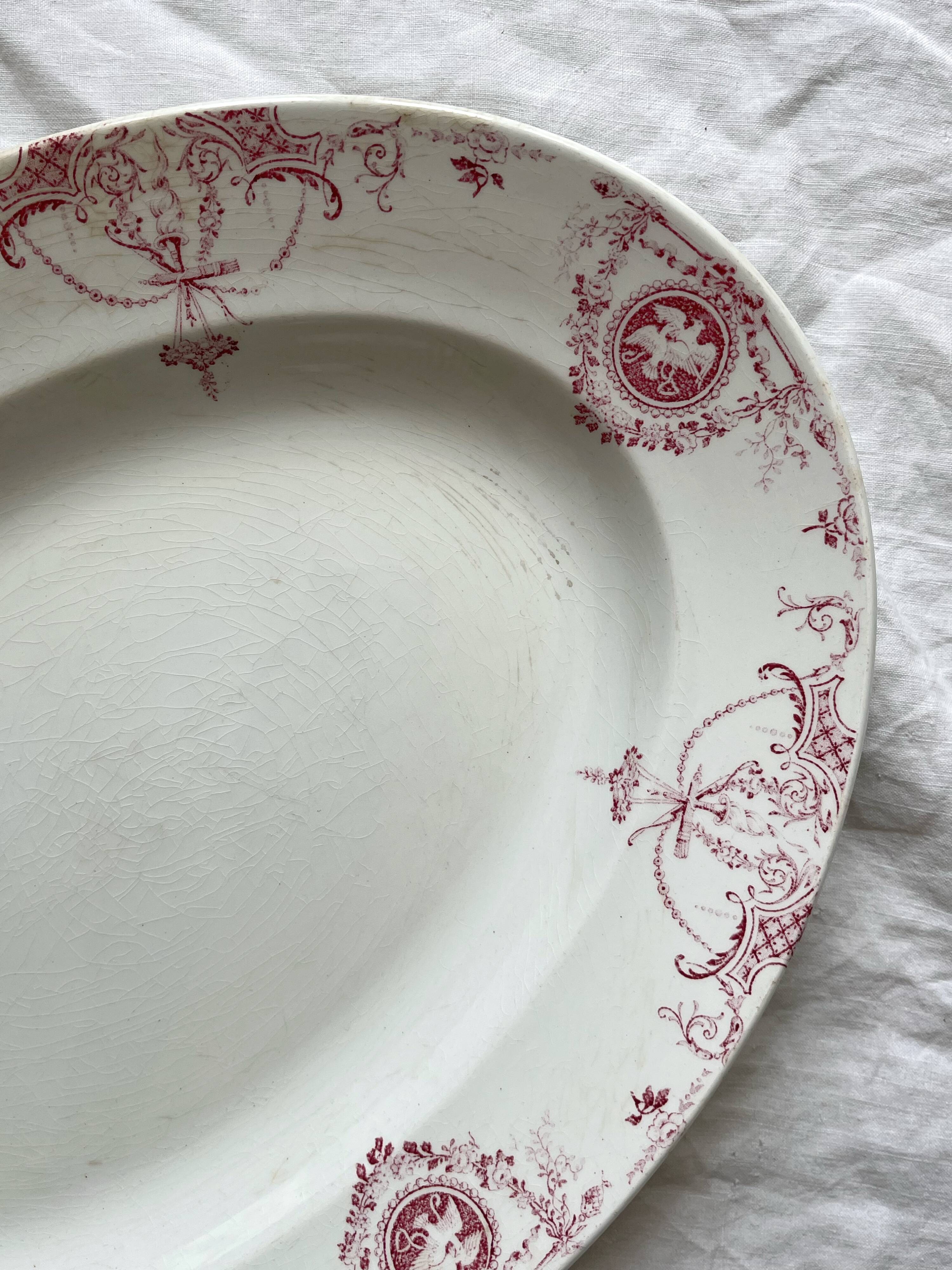Oval plate in iron earth Luxeuil, KG Lunéville circa 1900