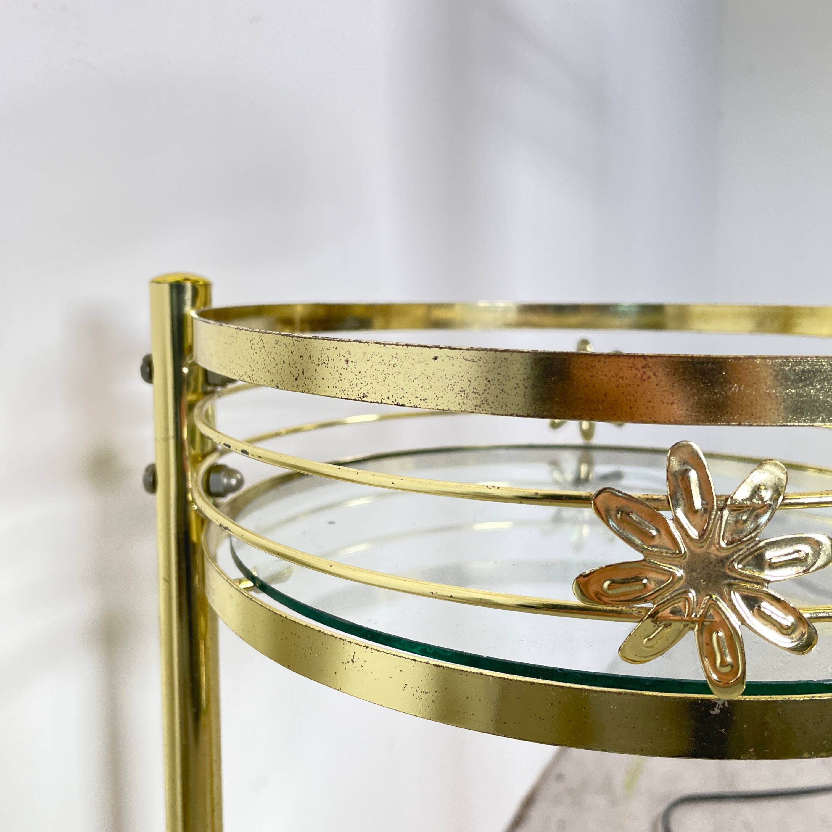 Golden lotus lamp with 3 levels