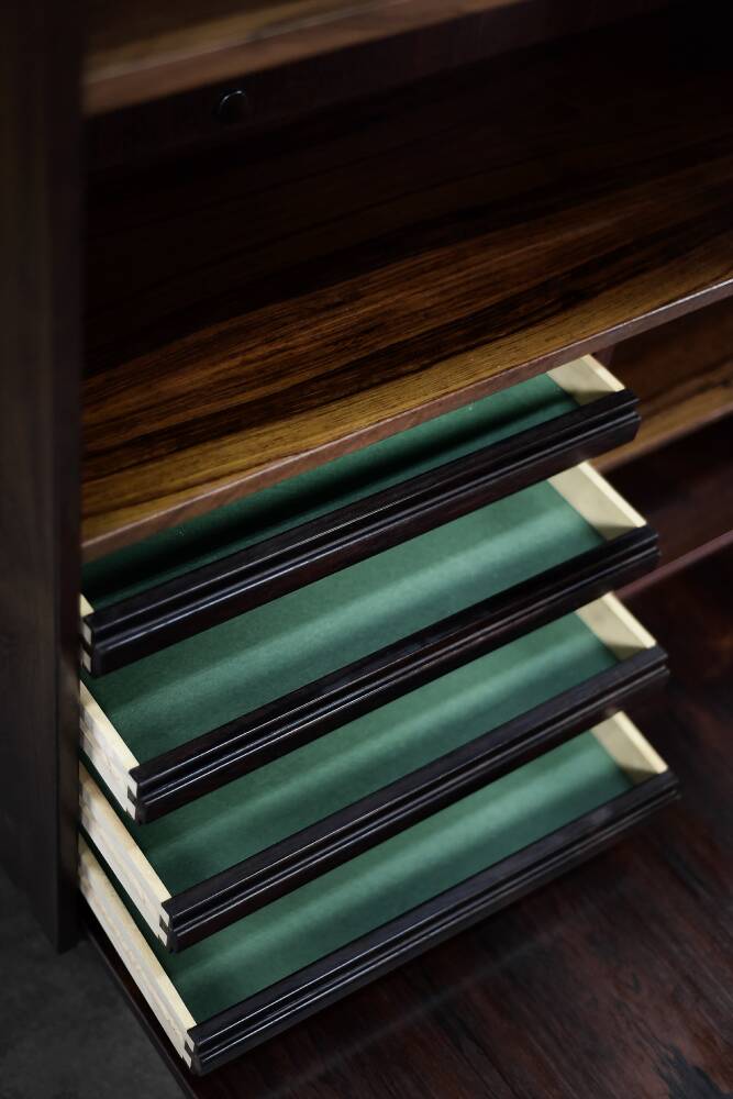 Buffet haut vintage scandinave moderne en palissandre avec bar par Æ. Jensen & T. Mølholm