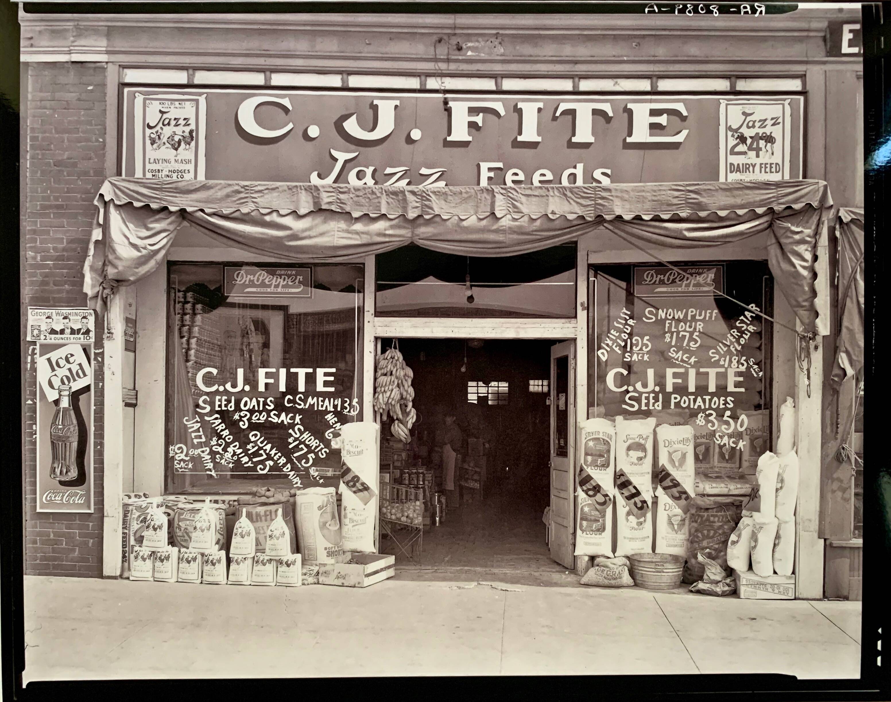 Fine Art Photography - Walker Evans (1936) – Facade of the CJ Fite store