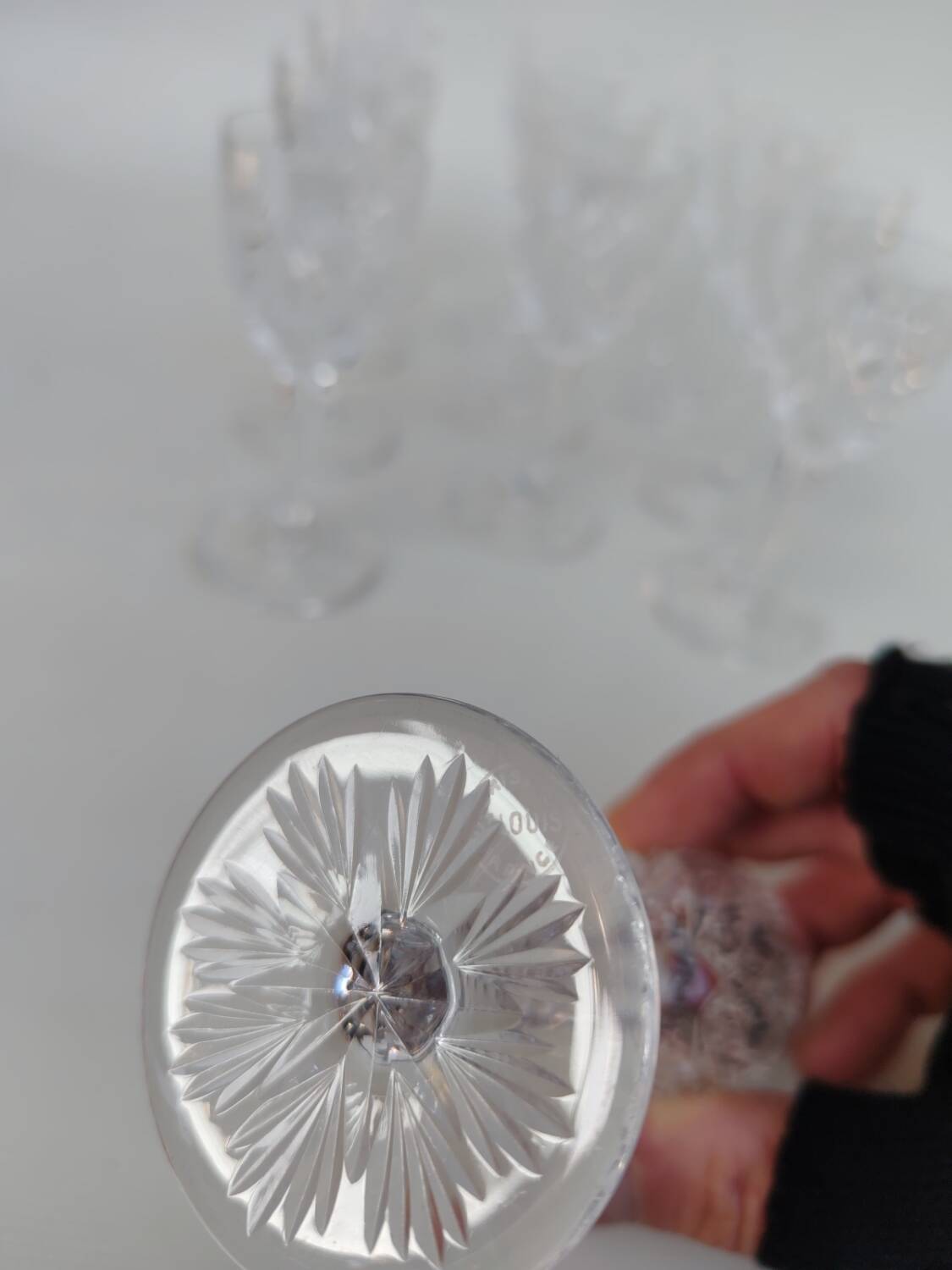 12 Saint Louis crystal liqueur glasses, Florence model.