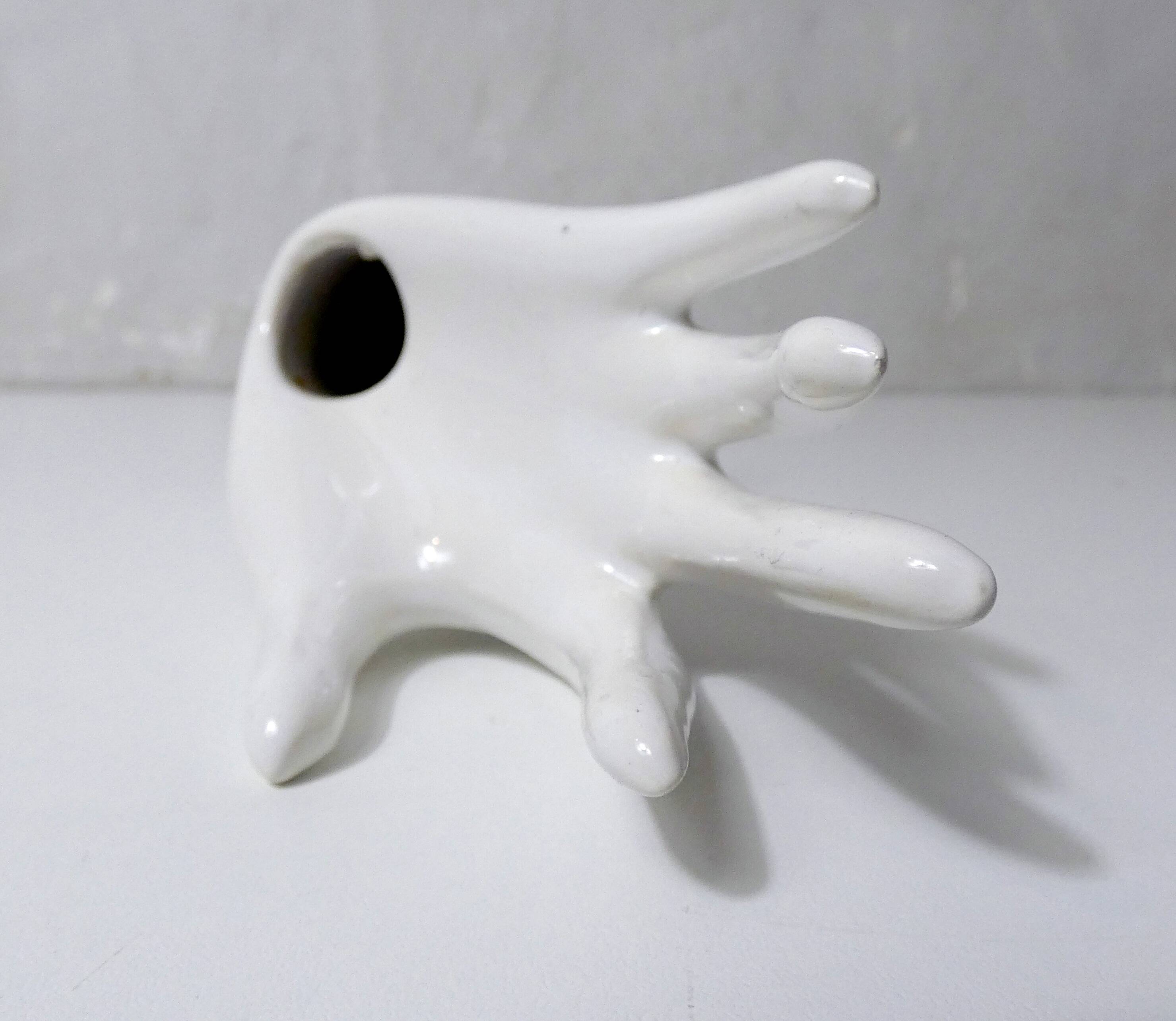 white hand ceramic vase soliflore ring holder