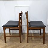 Set of 2 minimalist black chairs