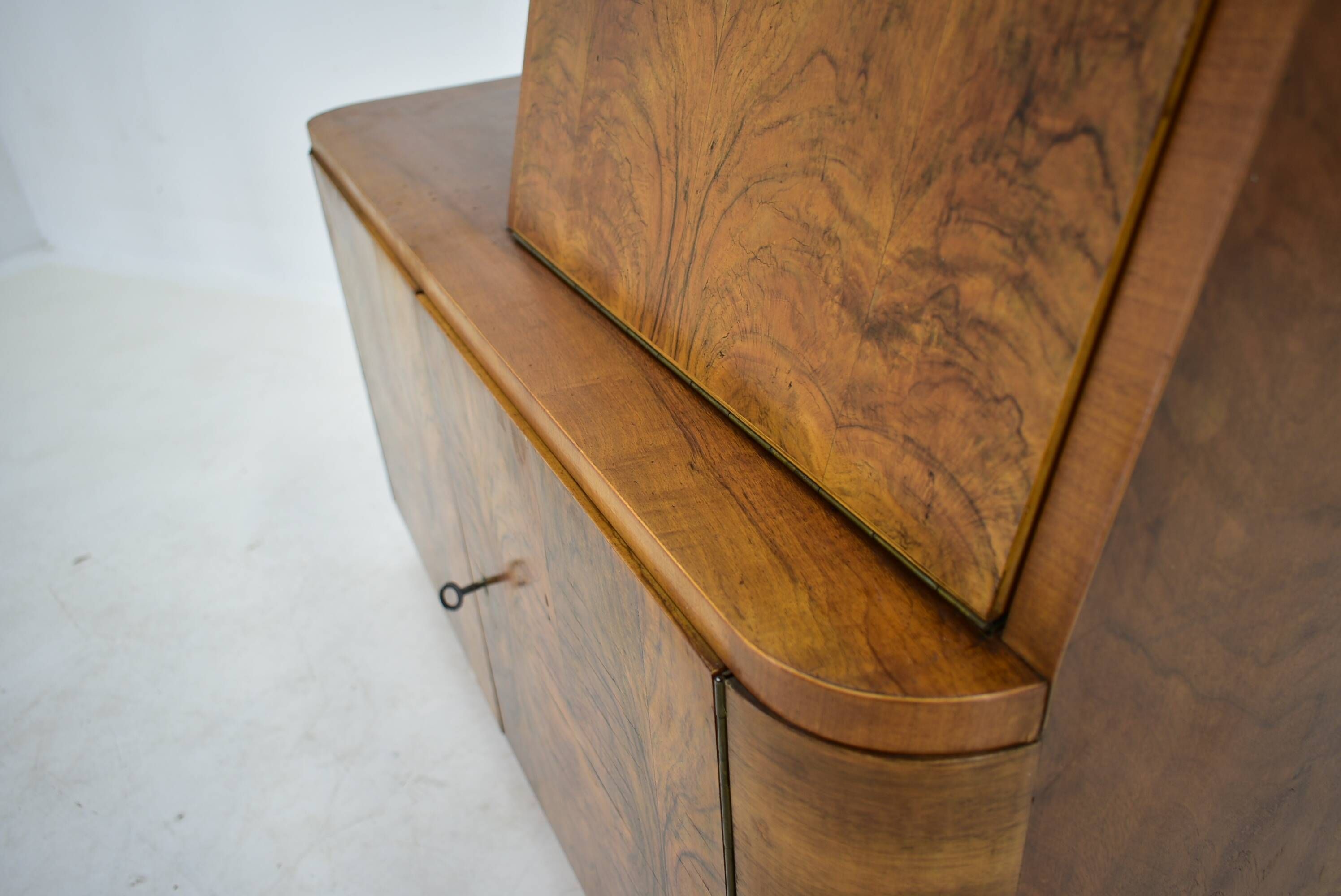 Art Deco cabinet from 1940 made of walnut for UP Závody, Czechoslovakia.