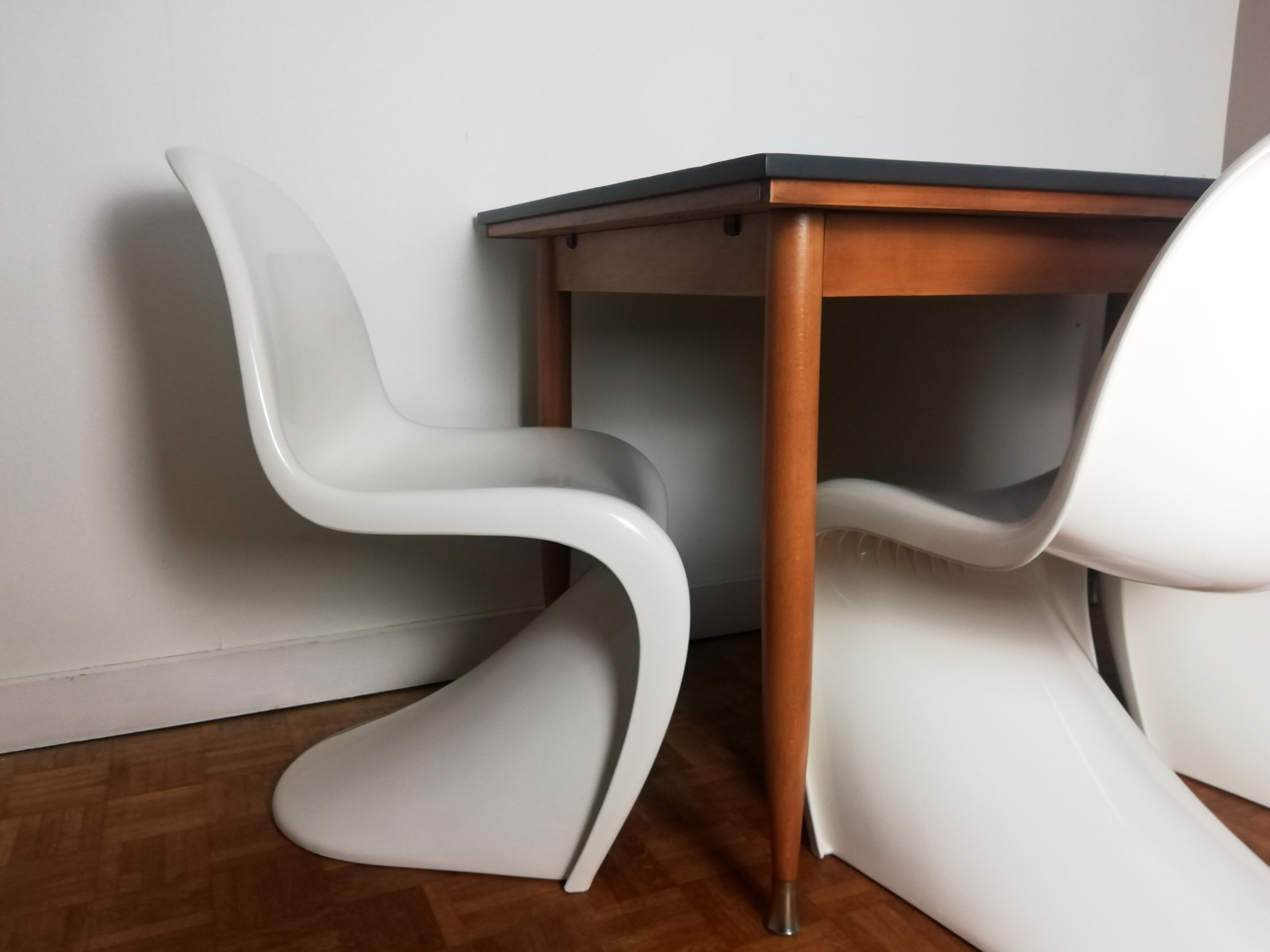 3 S chairs by Verner Panton for Hermann Miller 1977