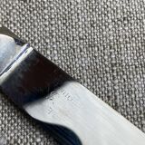 Couteaux en bakélite et inox
