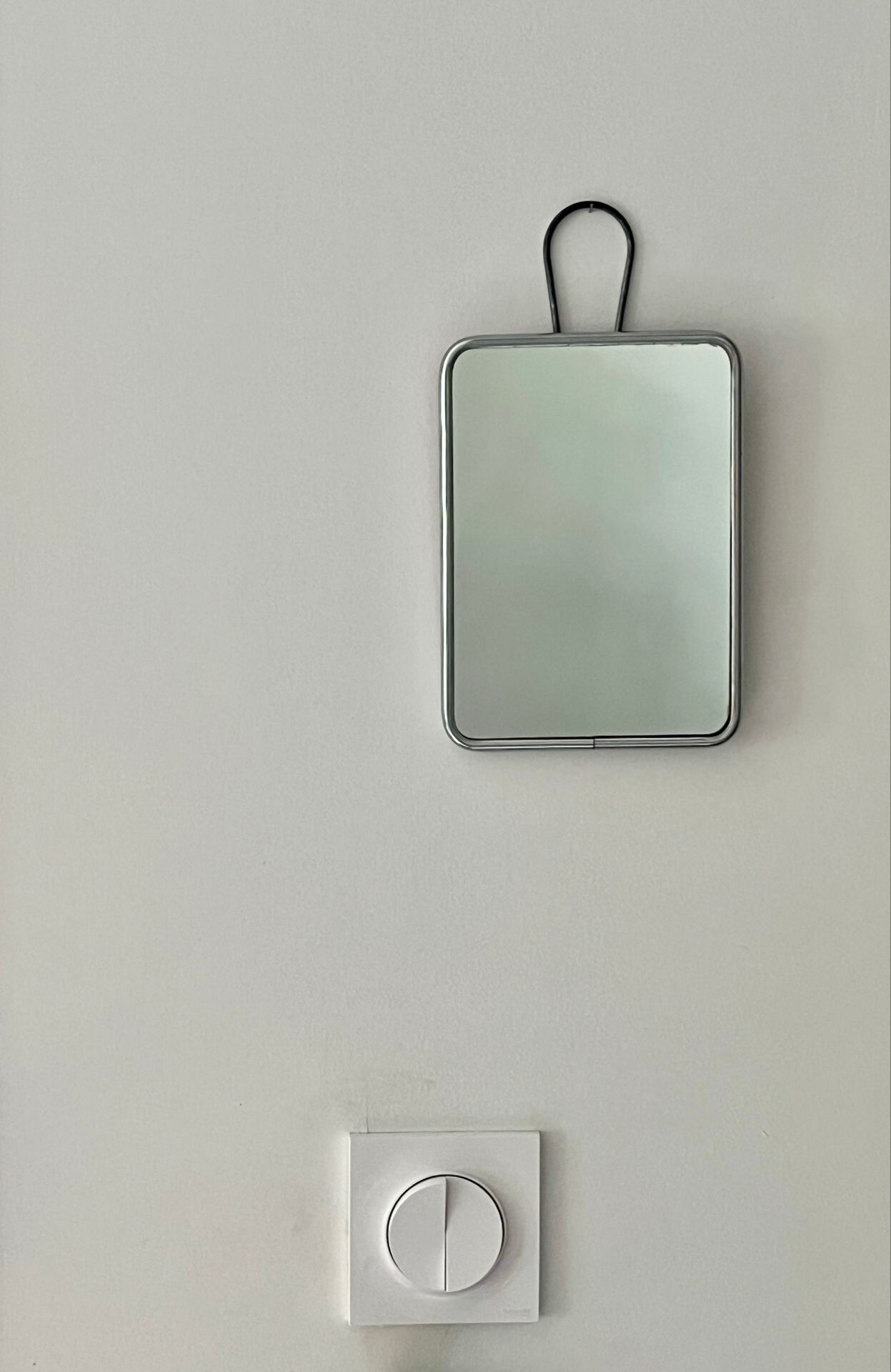 Small barber's mirror