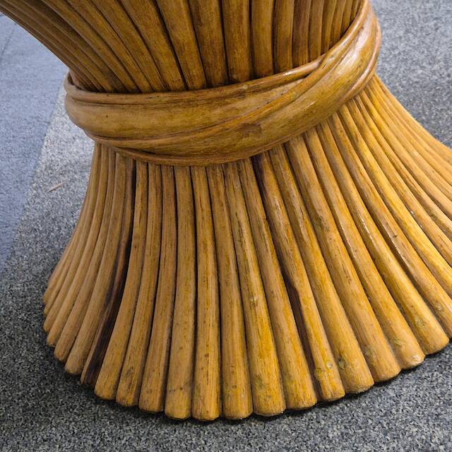 Table d'appoint en graine de blé john mcguire - années 1970
